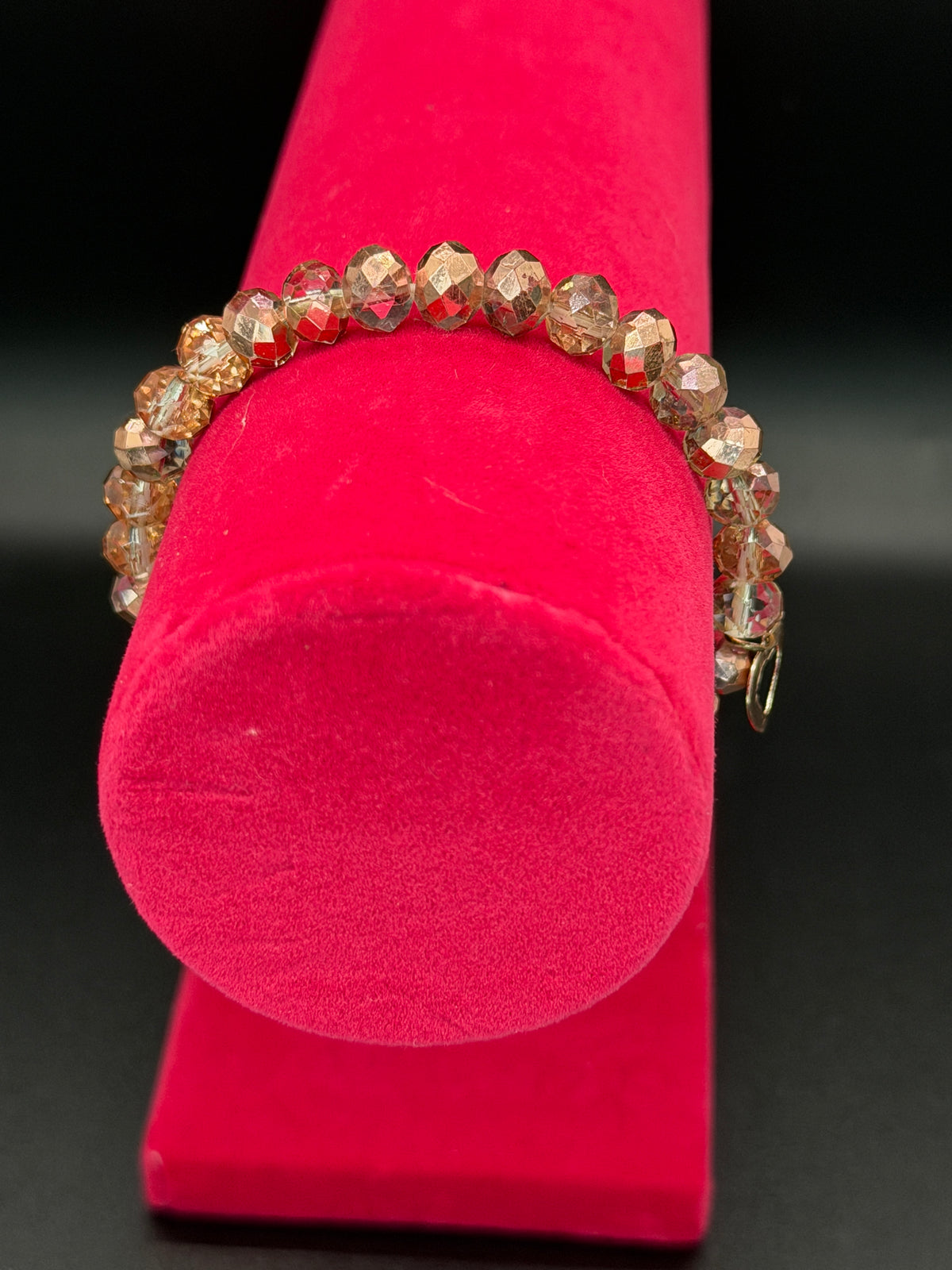 Vintage Gold Tone Faceted Bead Stretch Bracelet w/ Heart Charm