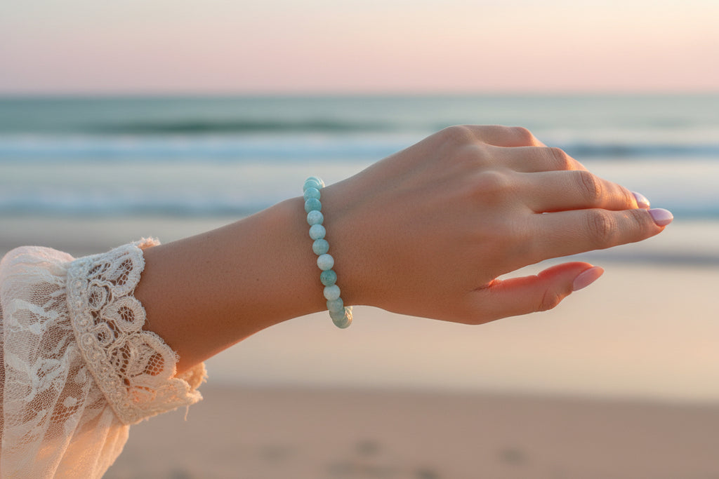 Contemporary Single Strand Natural Aquamarine Bead Stretch Bracelet