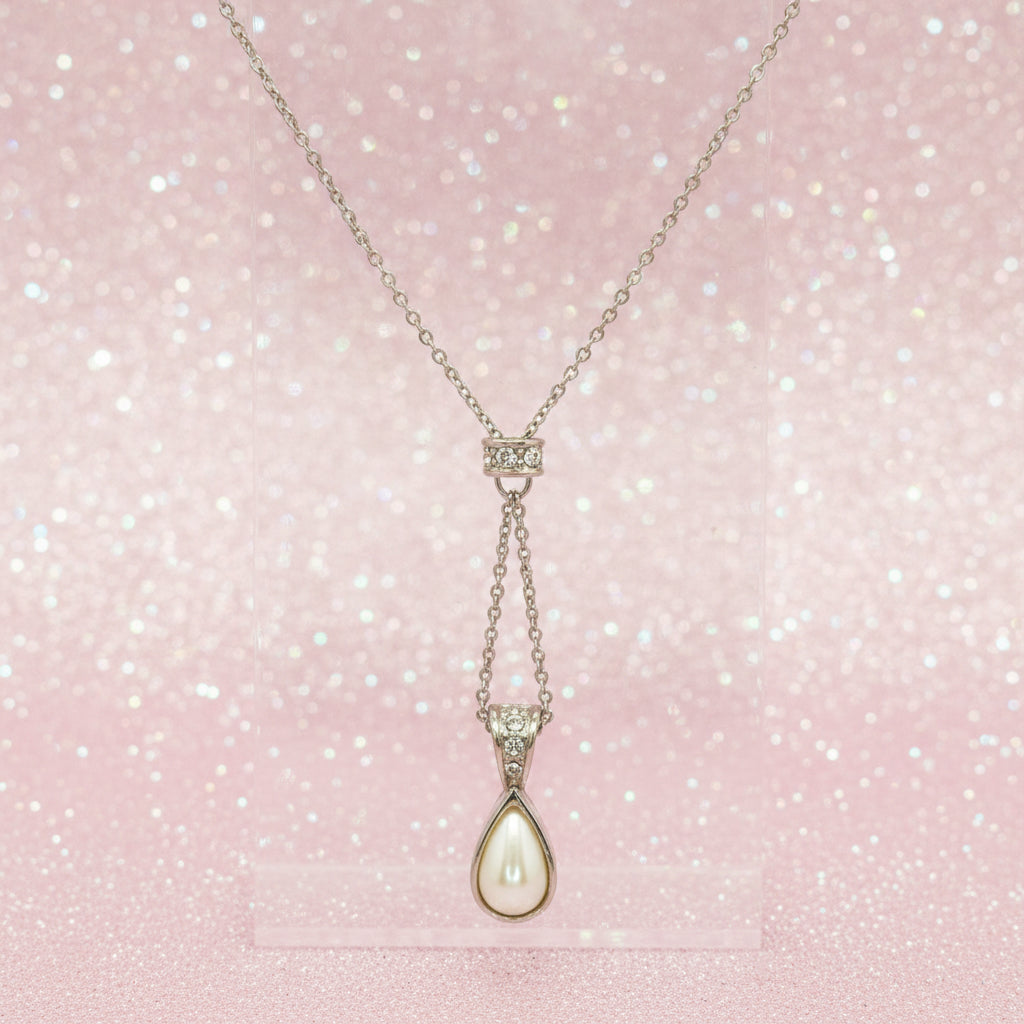 Vintage Avon Teardrop Faux Pearl & Rhinestone Necklace