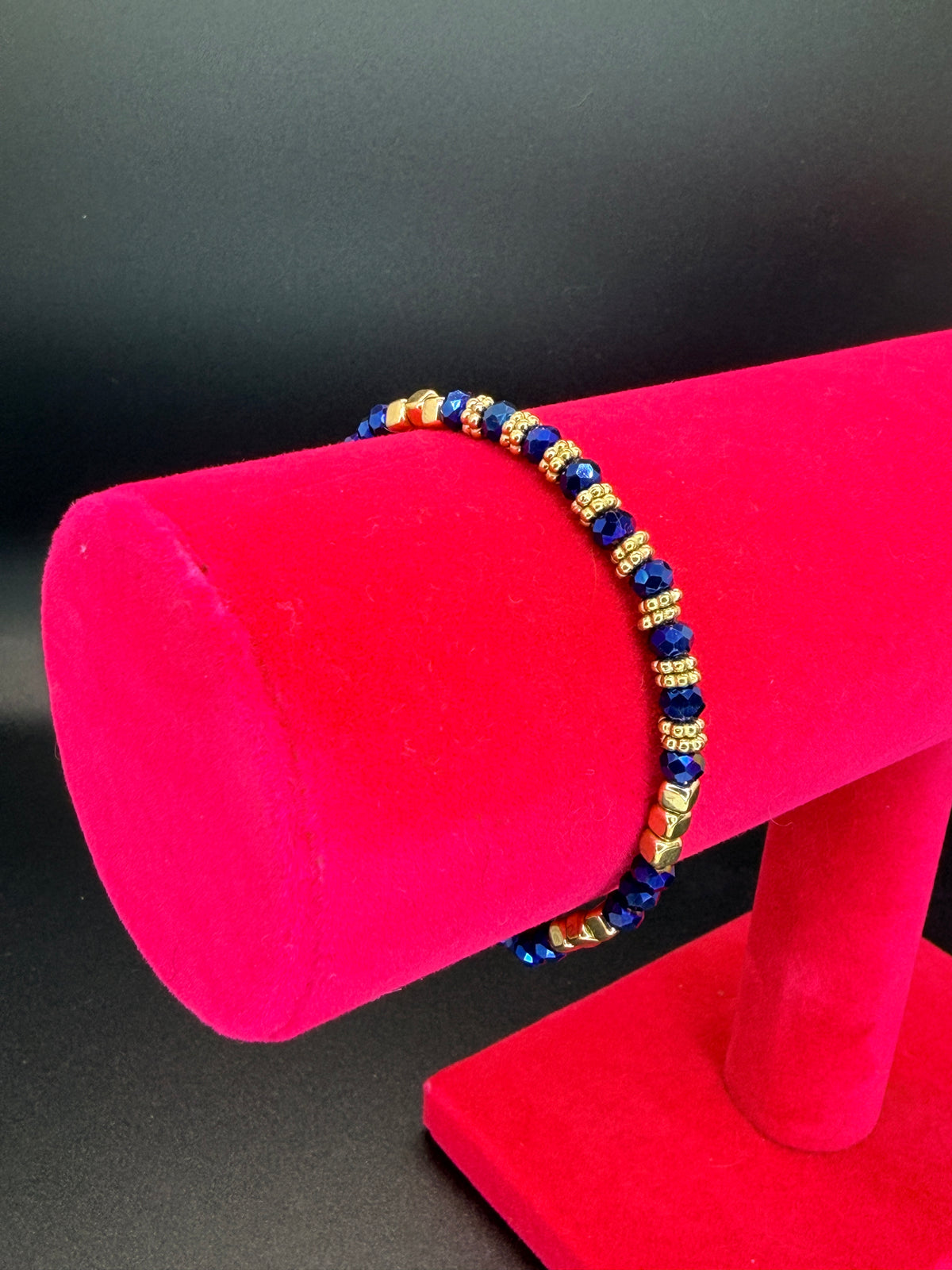 Vintage Faceted Cobalt Blue Crystal & Gold Tone Beaded Stretch Bracelet