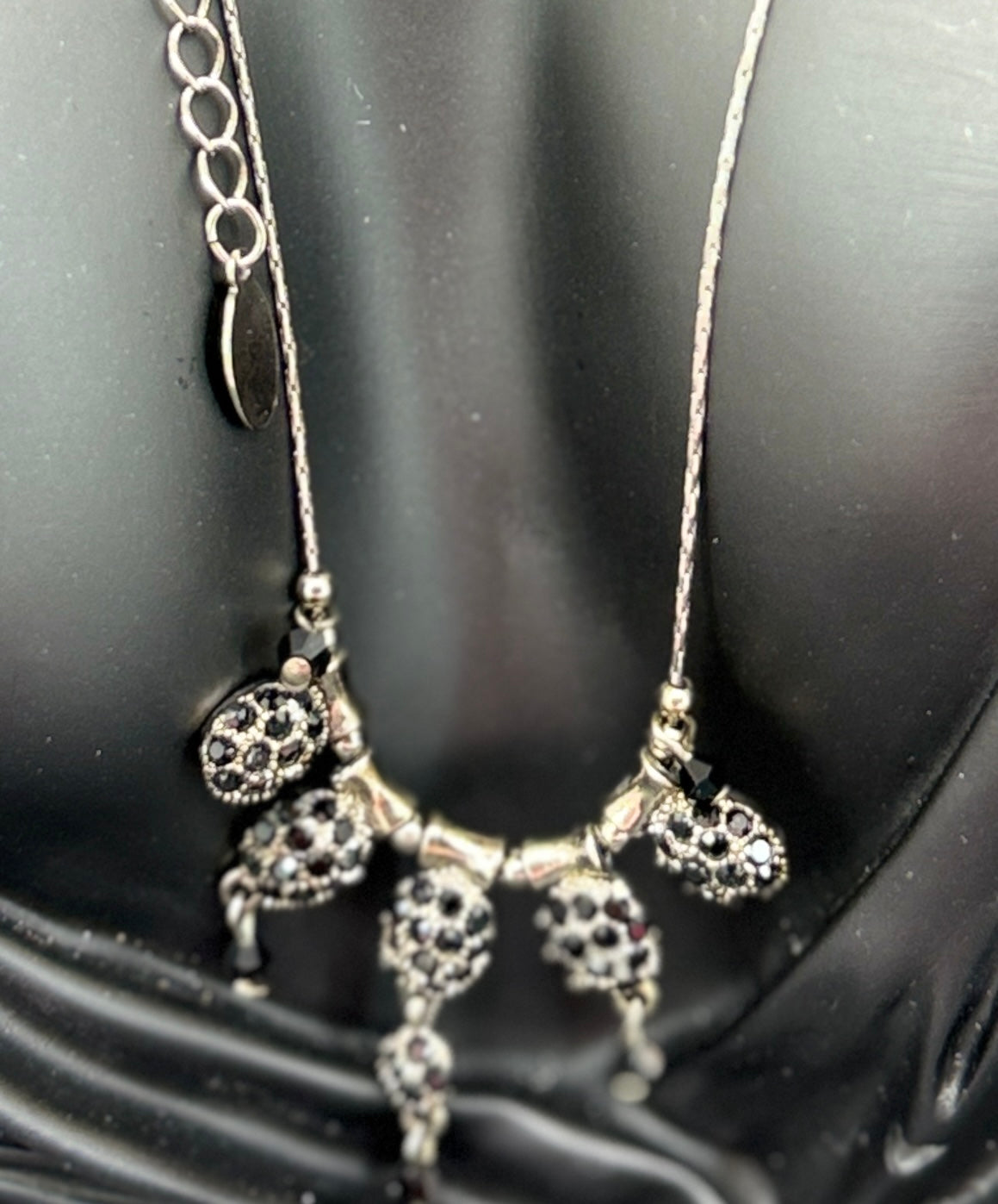Vintage Liz Claiborne Silver Tone Necklace w/ Black Faceted Beaded Dangles