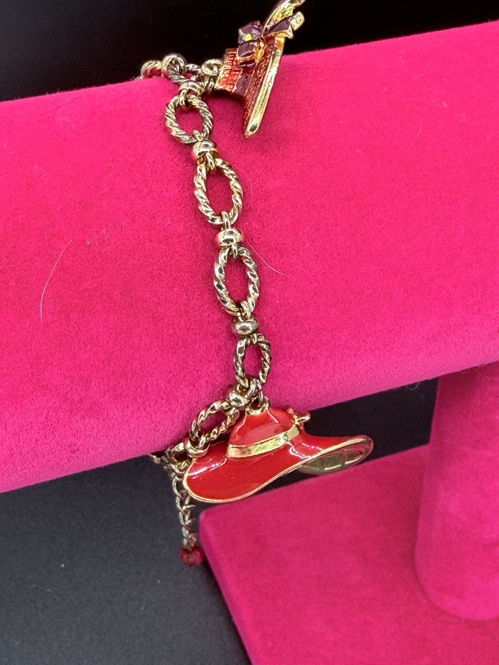 Vintage Avon Red Hat Society Gold Tone Charm Bracelet