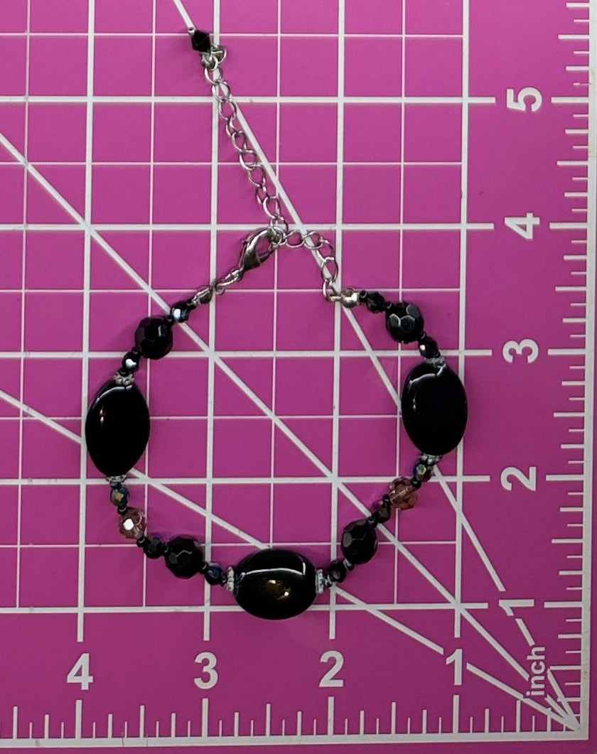 Vintage Silver Tone Black Agate & Multi-Faceted Crystal Beaded Bracelet