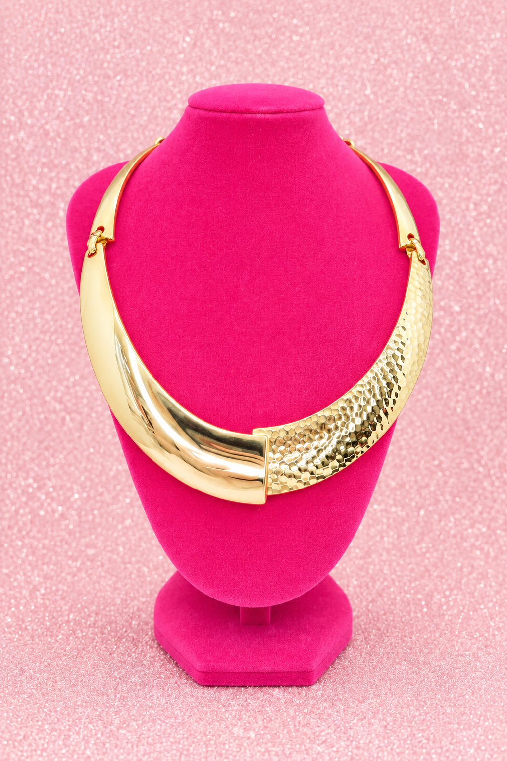 Vintage 1098's Gold Tone Mixed Texture Statement Bib Collar Necklace