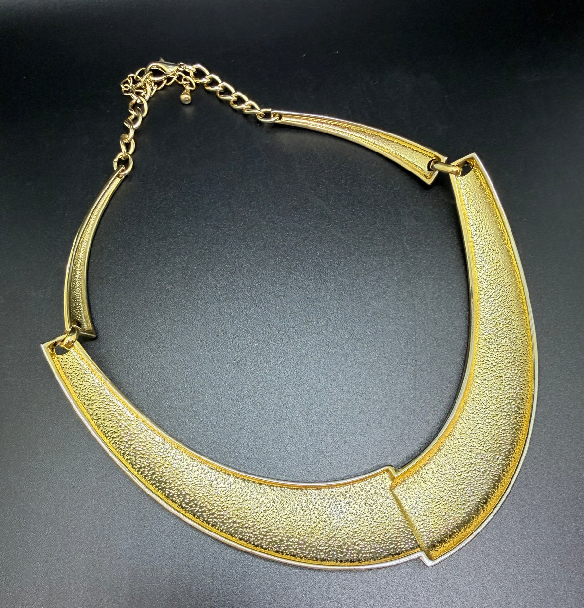 Vintage 1098's Gold Tone Mixed Texture Statement Bib Collar Necklace