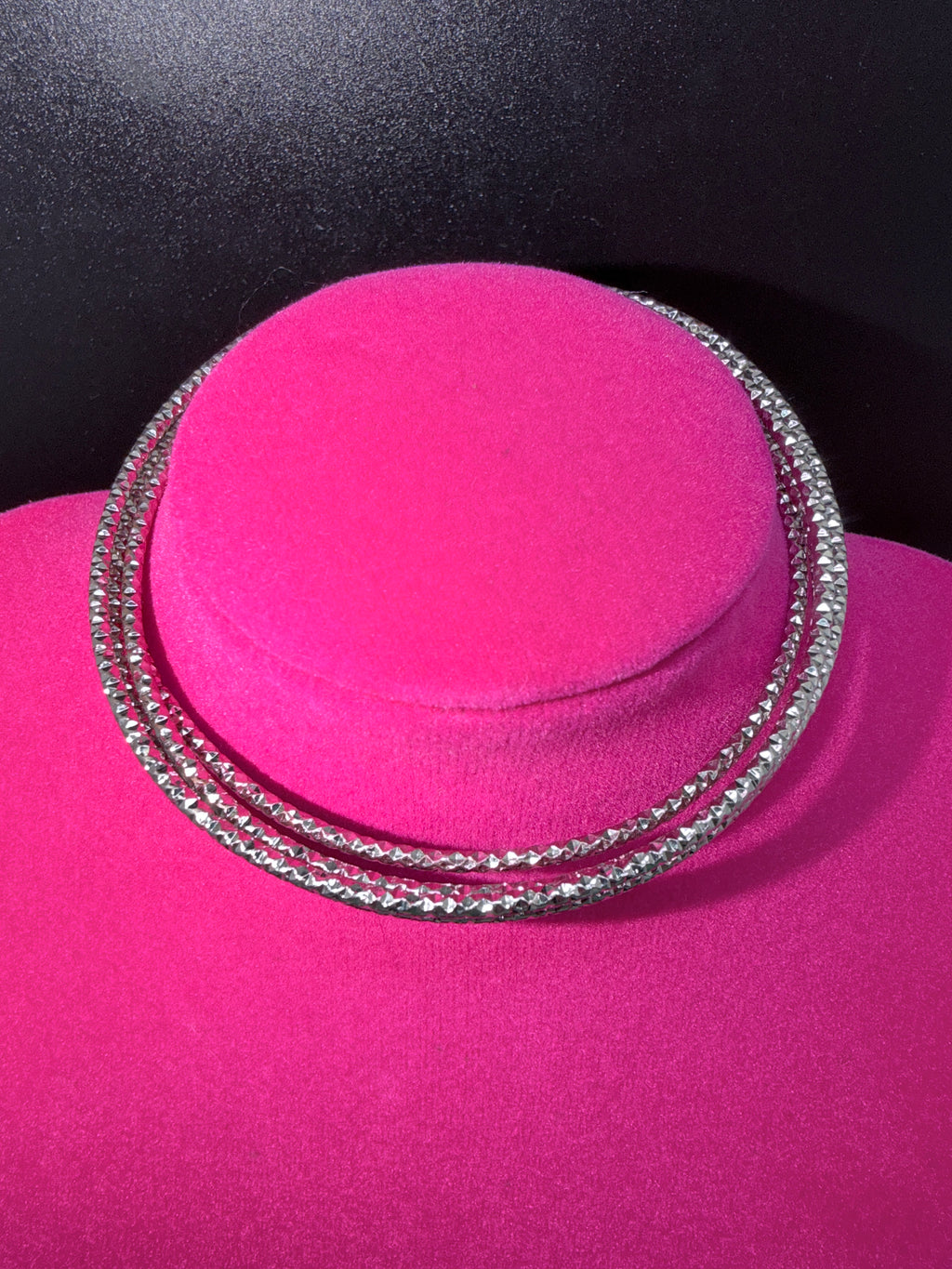 Vintage Set of 6 Thin Diamond-Cut Silver Tone Bangles